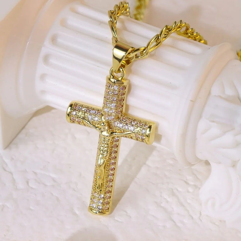 Elarayne - Cross Pendant Necklace