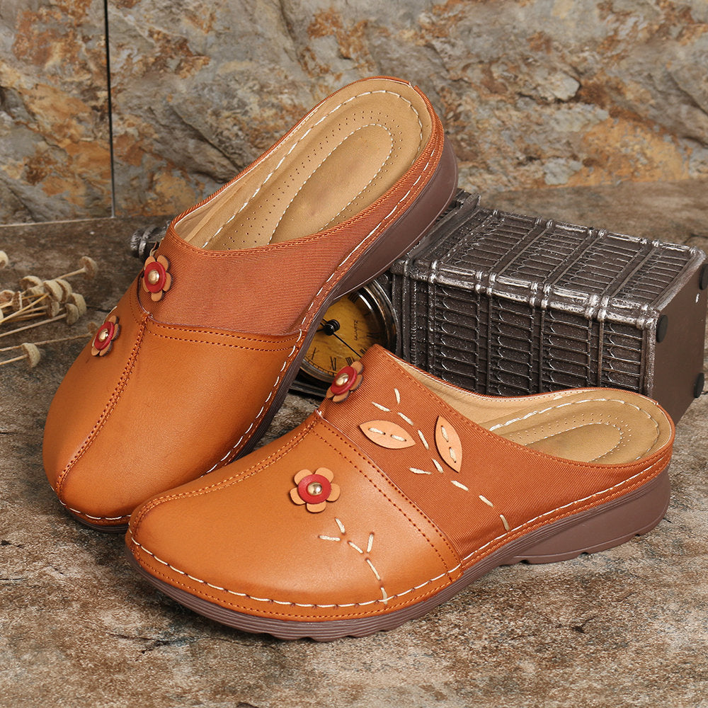 Leonora - Casual Slip-On Clogs