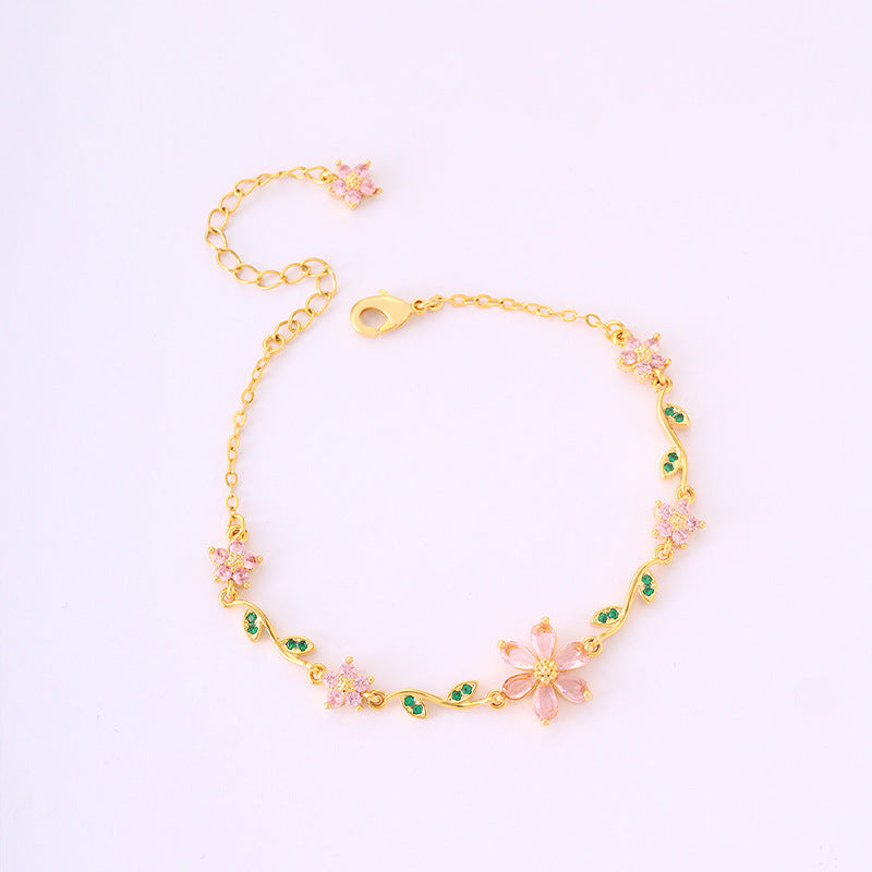 Niva - Elegant Flower Bracelet
