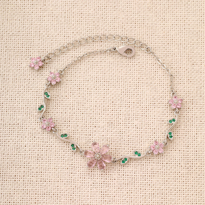Niva - Elegant Flower Bracelet