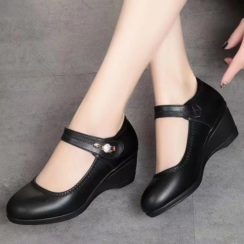 Velisse - Cushioned Mid-Heel Shoes