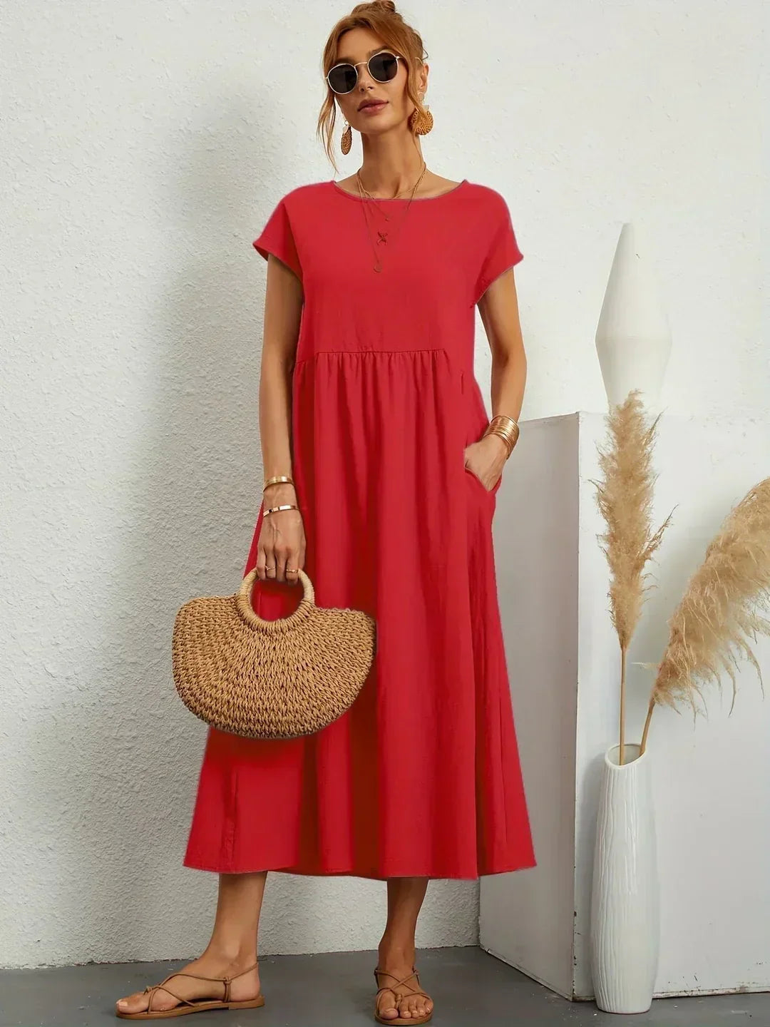 Keiraen - Soft-Touch Elegant Dress