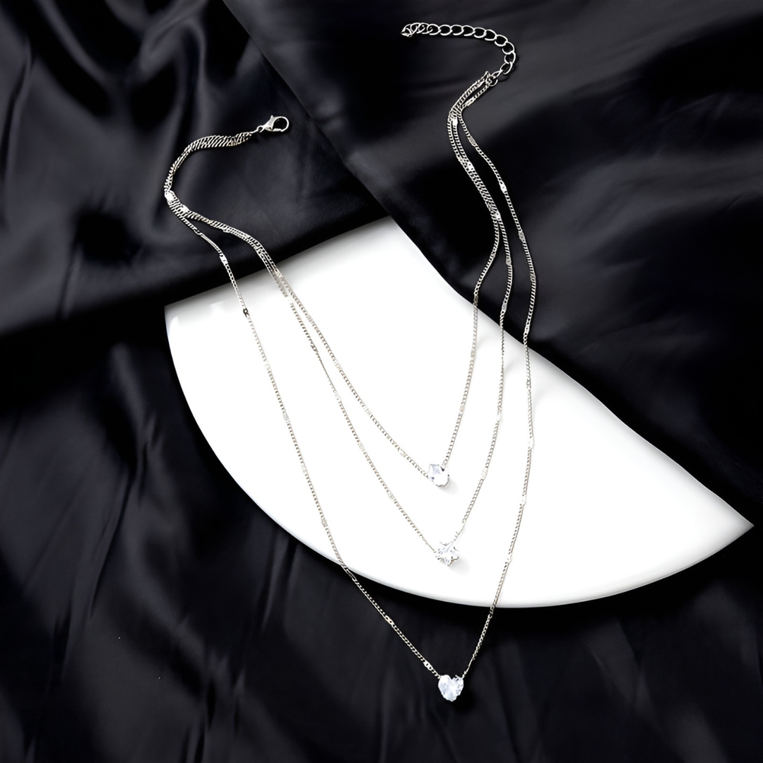 Avalyne - Elegant Pendant Necklace