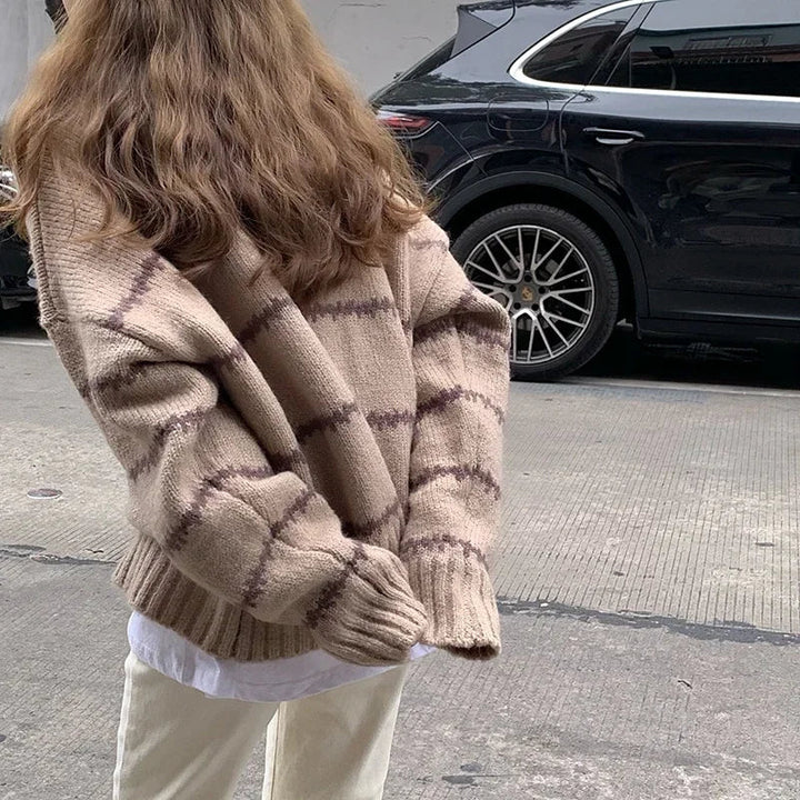 Nelli - Stylish Casual Sweater