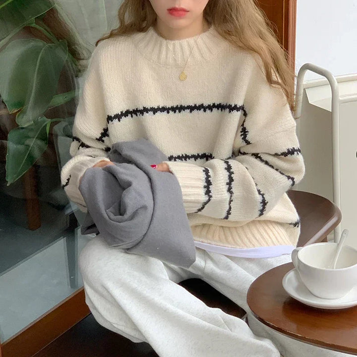 Nelli - Stylish Casual Sweater