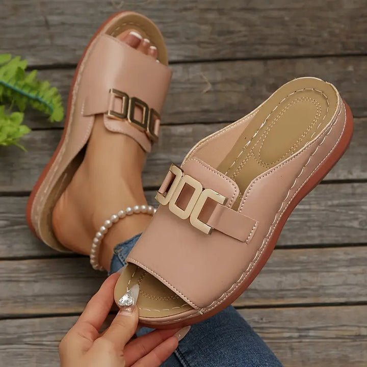 Lucerra - Buckle Strap Slide Sandals