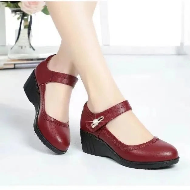 Velisse - Cushioned Mid-Heel Shoes
