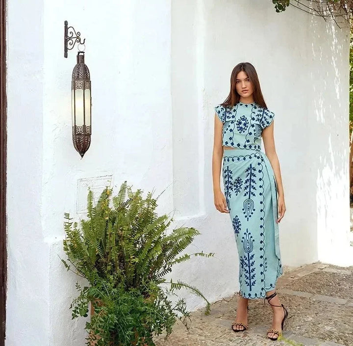 Molly - Embroidered Two-Piece Set