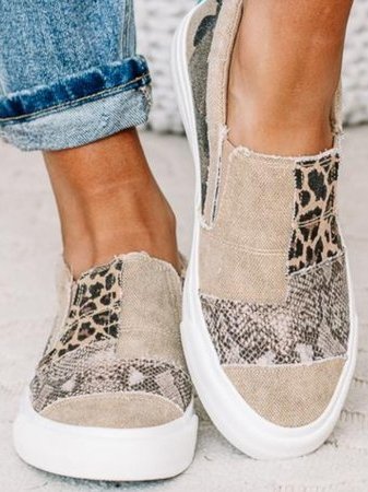 Avelia - Lightweight Slip-On Sneakers