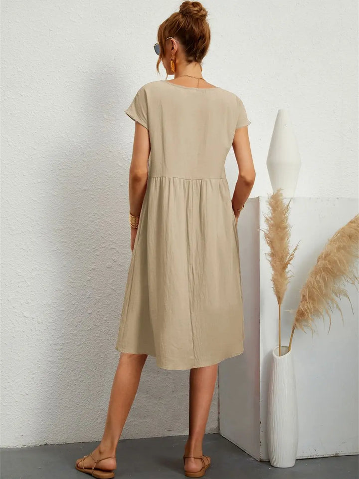 Avenyra - Soft-Touch Pocket Dress