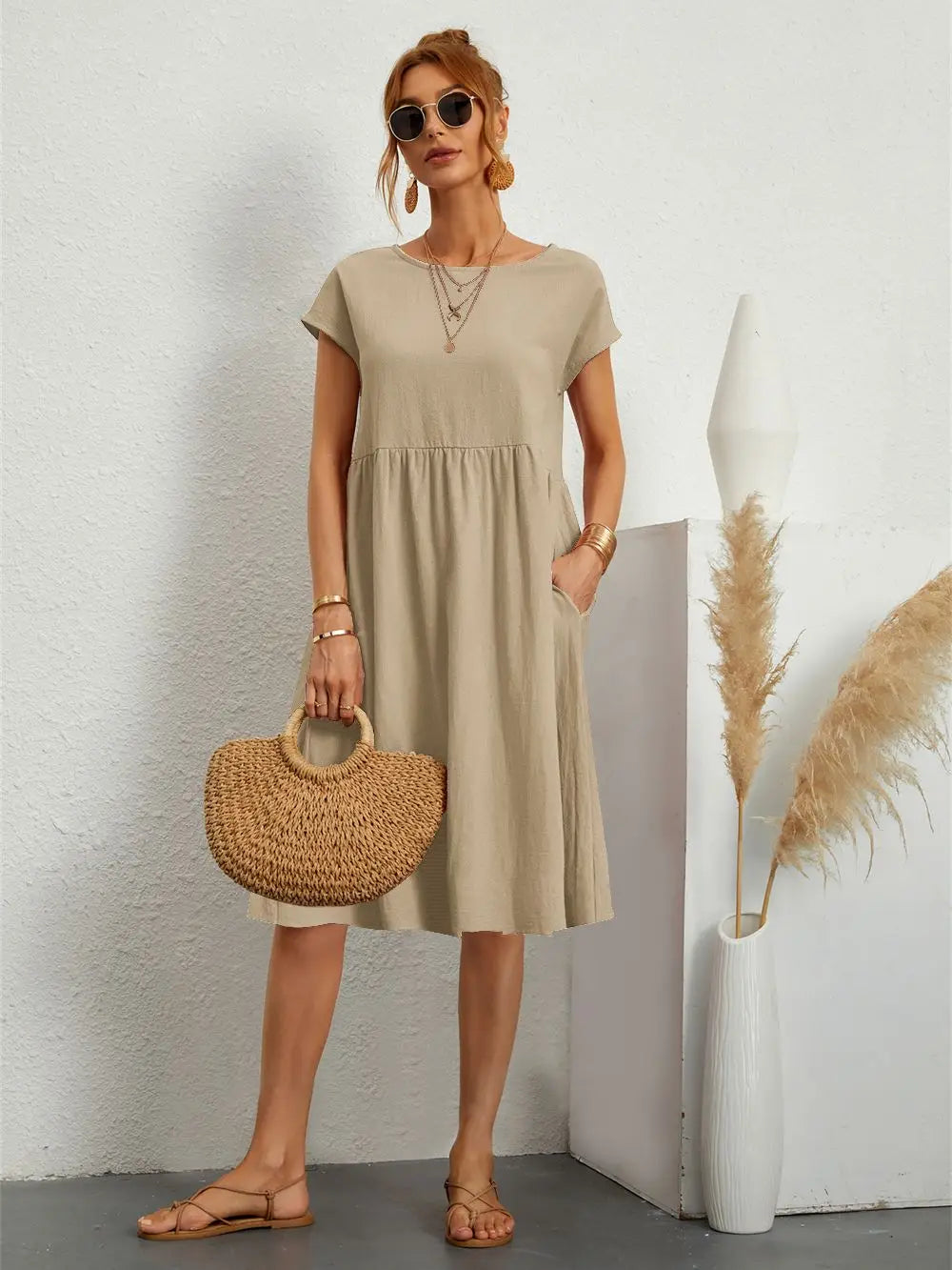 Avenyra - Soft-Touch Pocket Dress