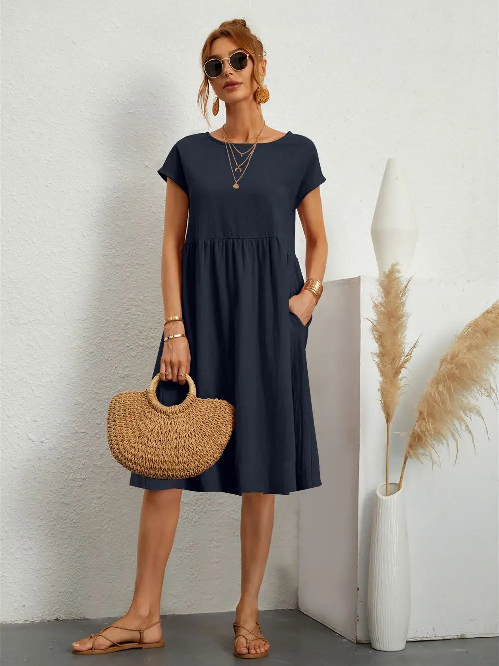Avenyra - Soft-Touch Pocket Dress