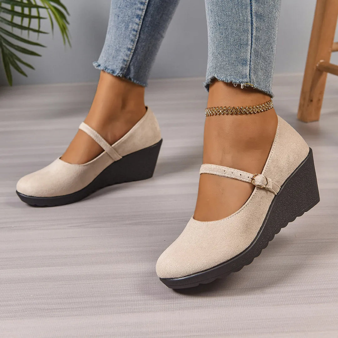 Zarinne - Supportive Walking Shoes