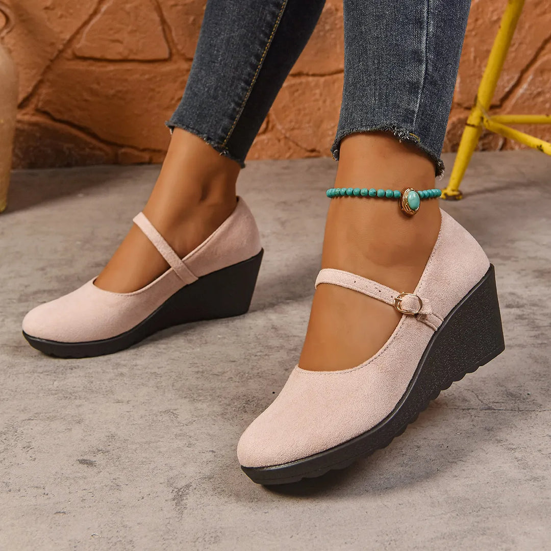 Zarinne - Supportive Walking Shoes
