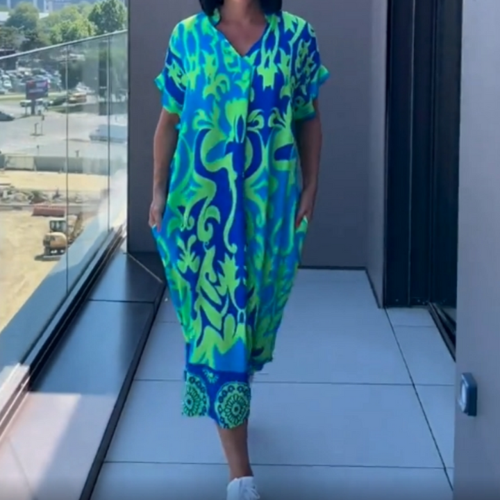 Yunae - Lightweight Printed V-Neck Dress