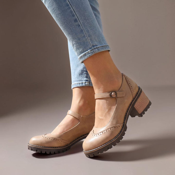 Ilyra - Buckle Strap Block Heel Shoes