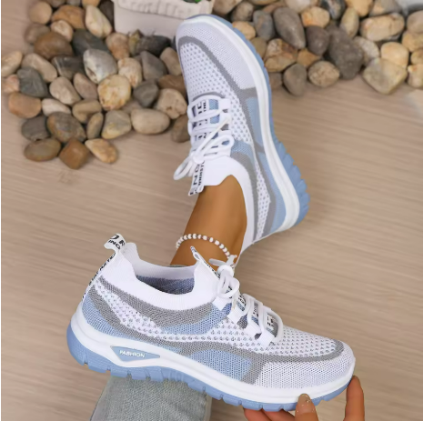 Eirlys - Featherlight Sneakers
